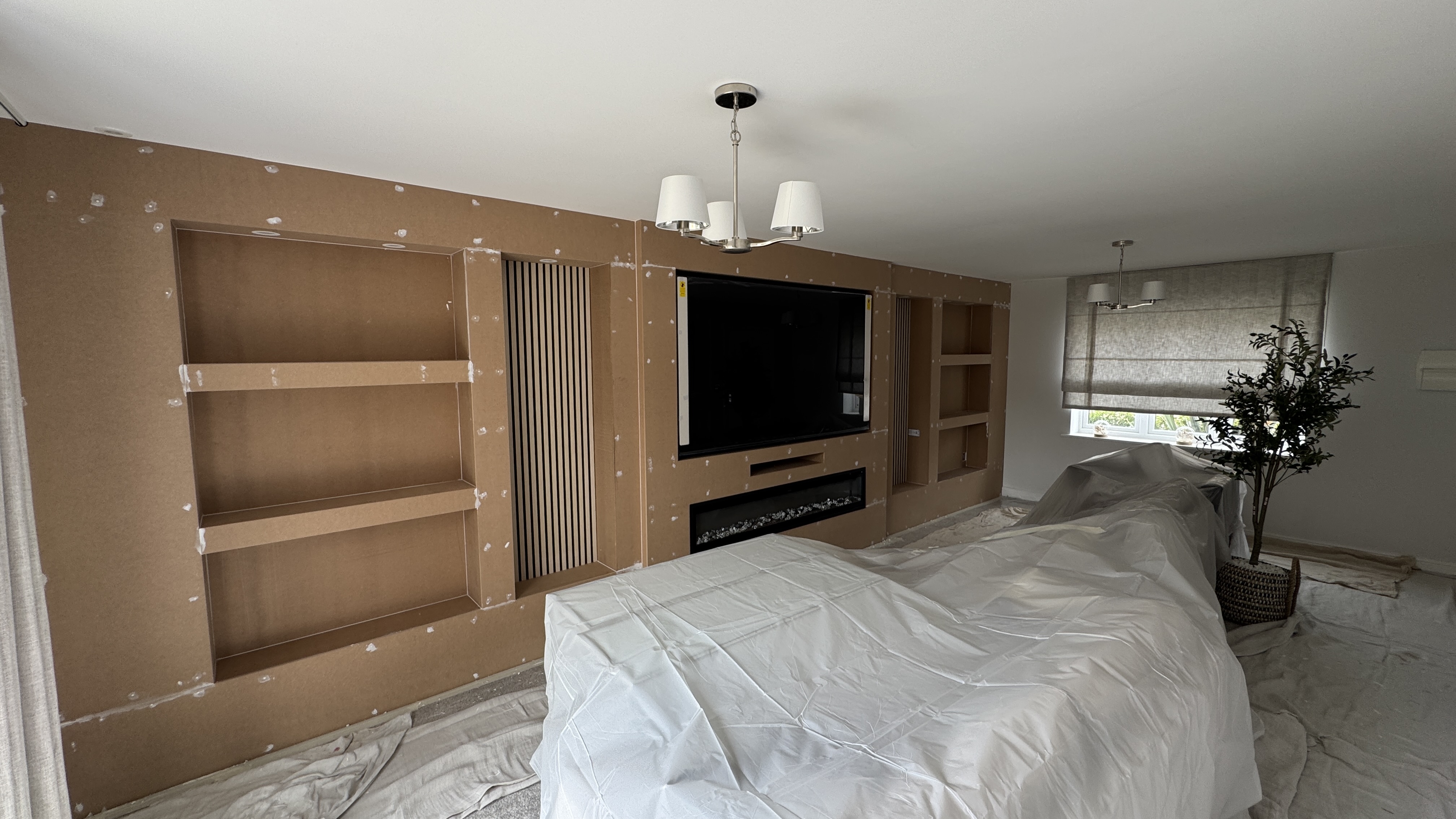 Bedroom wall painting with smooth coverage